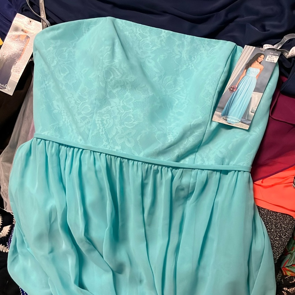 Ladies, beautiful long blue dress size 16 by Alfred Angelo